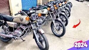 चुन चुन के बदला लेने आ गयी Yamaha RX 100, ब्लूटूथ के साथ